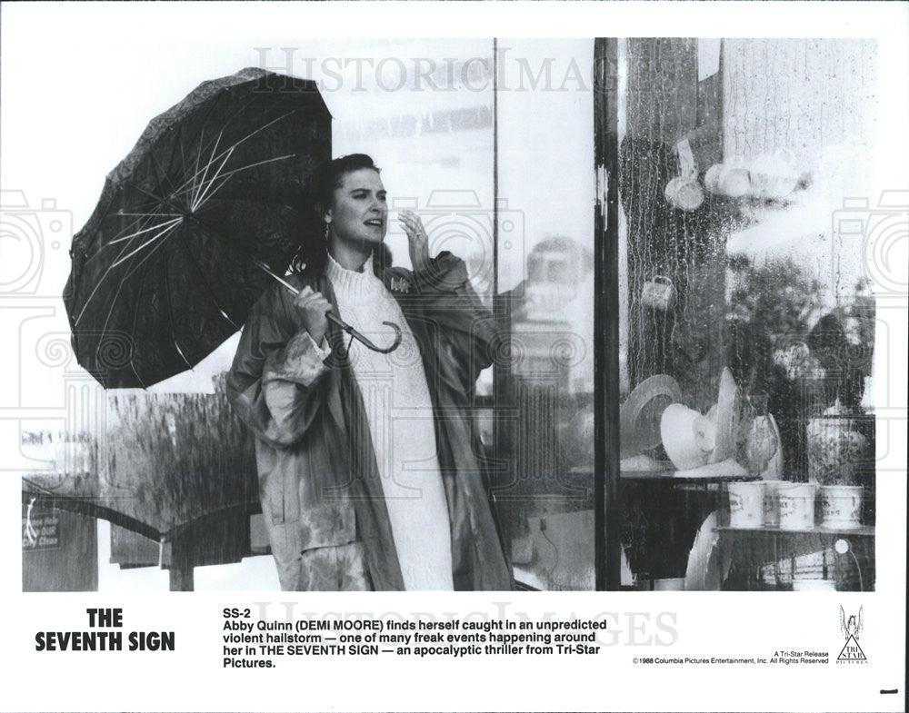 1988 Press Photo Demi Moore As Abby Quinn In The Apocalyptic "The Seventh Sign" - Historic Images