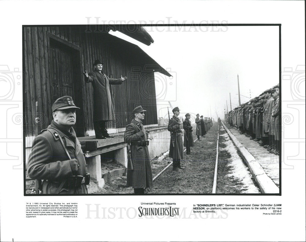 1994 Press Photo Liam Neeson Stars As Oskar Schindler In &quot;Schindler&#39;s List&quot; - Historic Images