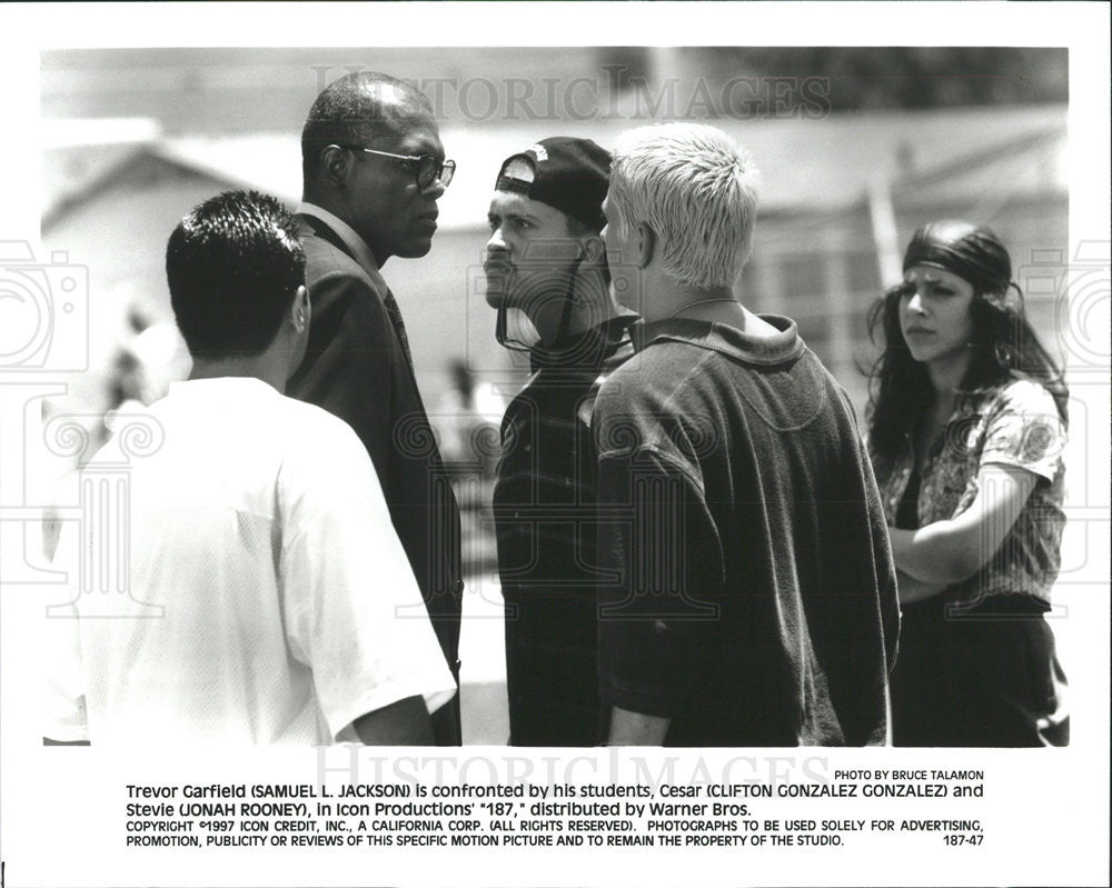 1997 Press Photo Samuel L Jackson Clifton Gonzales Gonzales Jonah Rooney - Historic Images