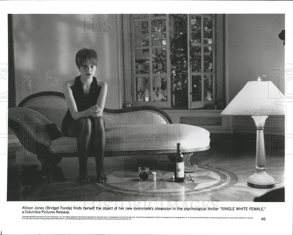 1992 Press Photo Bridget Fonda in &quot;Single White Female&quot; - Historic Images