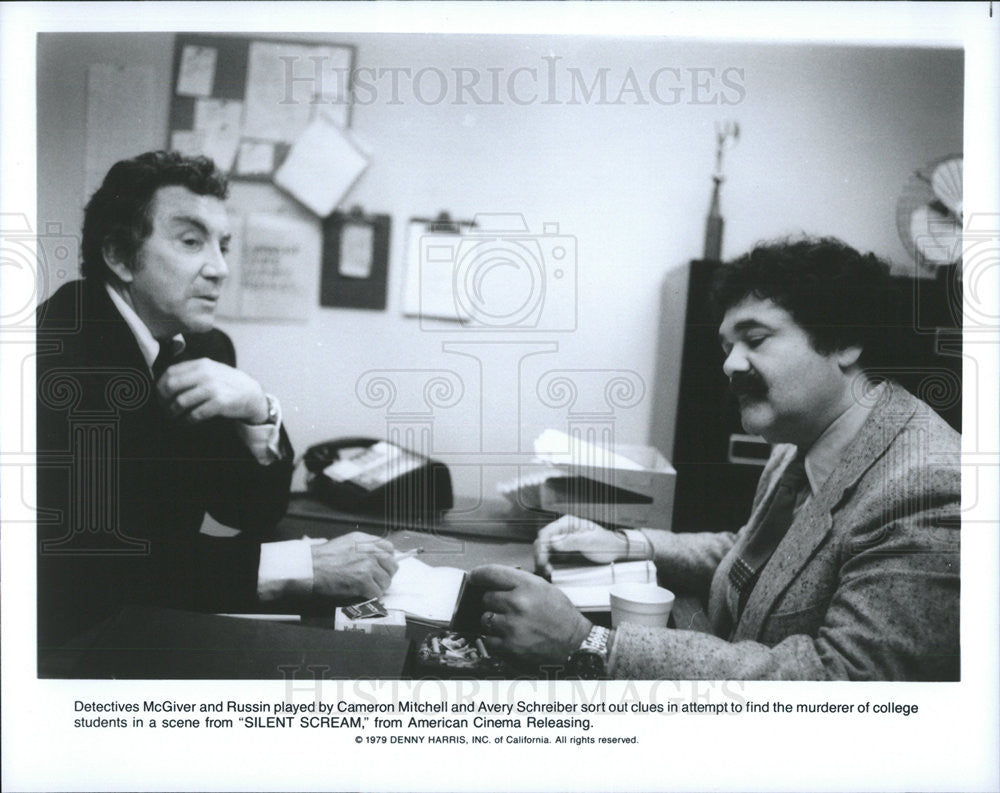 1979 Press Photo Cameron Mitchell &amp; Avery Schreiber Star In Silent Scream - Historic Images