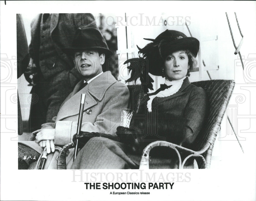 1985 Press Photo Dorothy Tutin &amp; Edward Fox Star In The Shooting Party - Historic Images