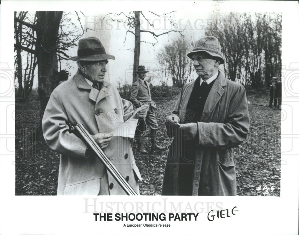 1985 Press Photo James Mason &amp; John Gielgud Appear In The Shooting Party - Historic Images