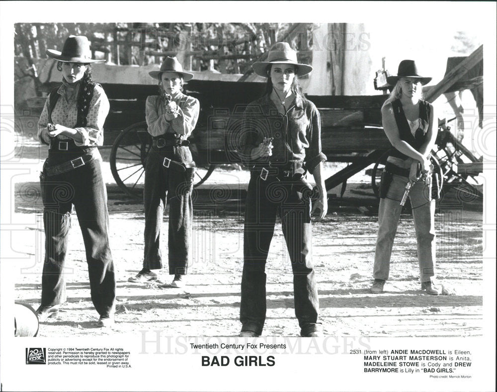 1994 Press Photo Andie MacDowell Mary Stuart Masterson &quot;Bad Girls&quot; - Historic Images