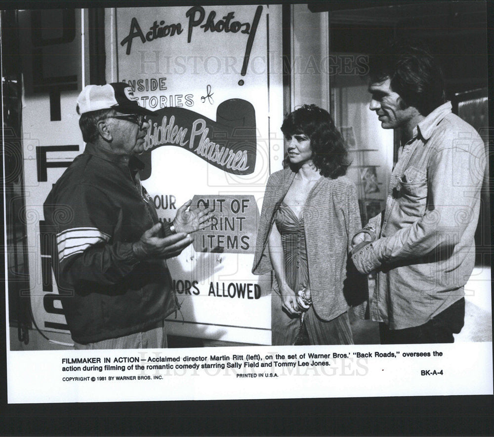 1981 Press Photo Film Back Roads Director Martin Ritt Sally Field - Historic Images