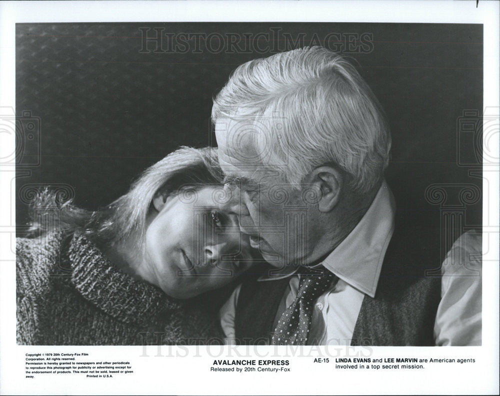 1979 Press Photo Avalanche Express Linda Evans Lee Marvin - Historic Images