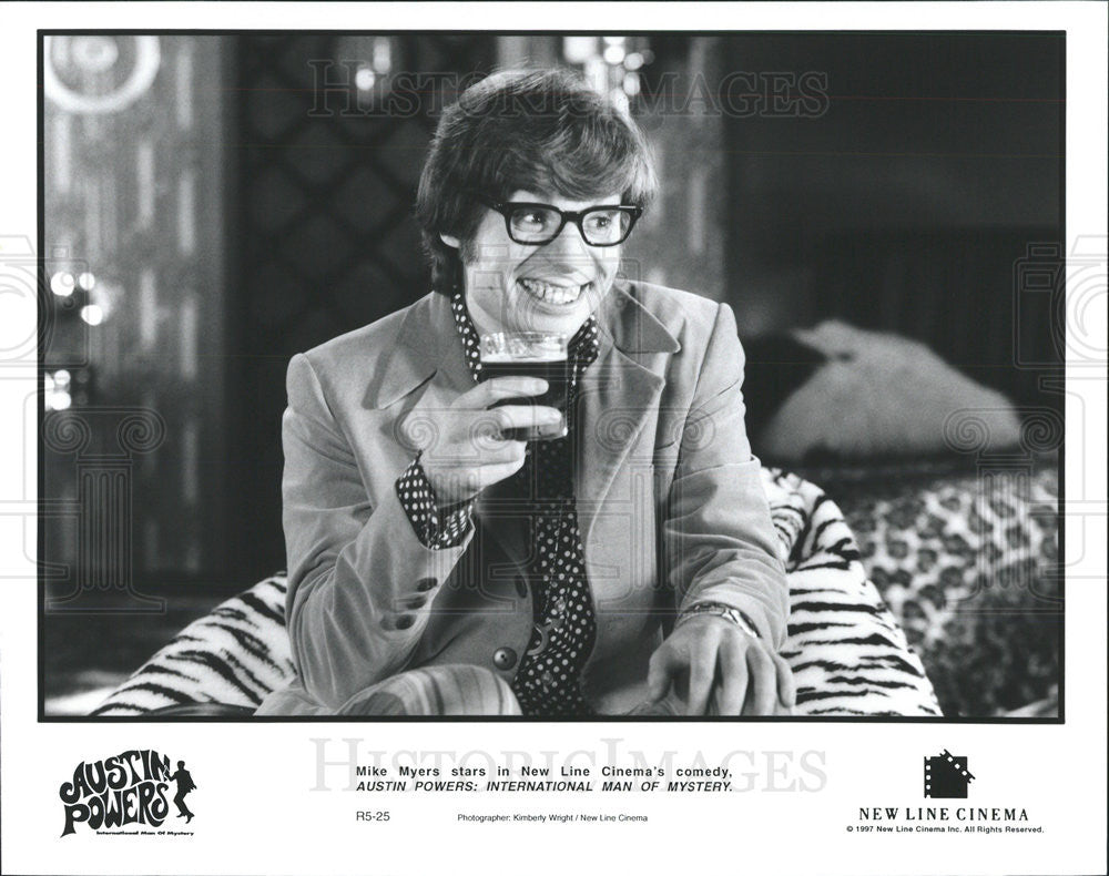 1997 Press Photo Mike Myers Austin Powers International Man Of Mystery - Historic Images