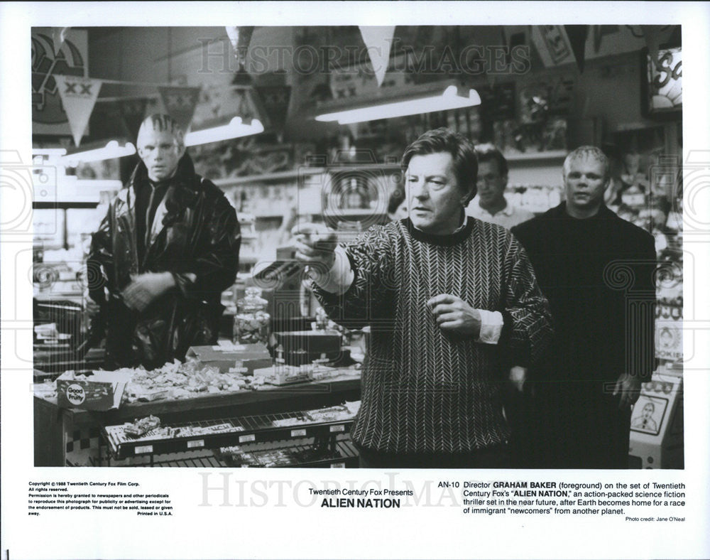 1988 Press Photo Graham Baker Director Alien Nation - Historic Images