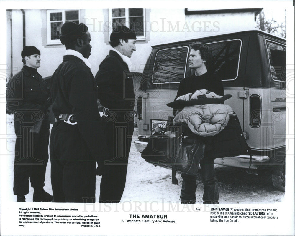 1981 Press Photo John Savage &amp; Ed Lauter Star In The Amateur - Historic Images