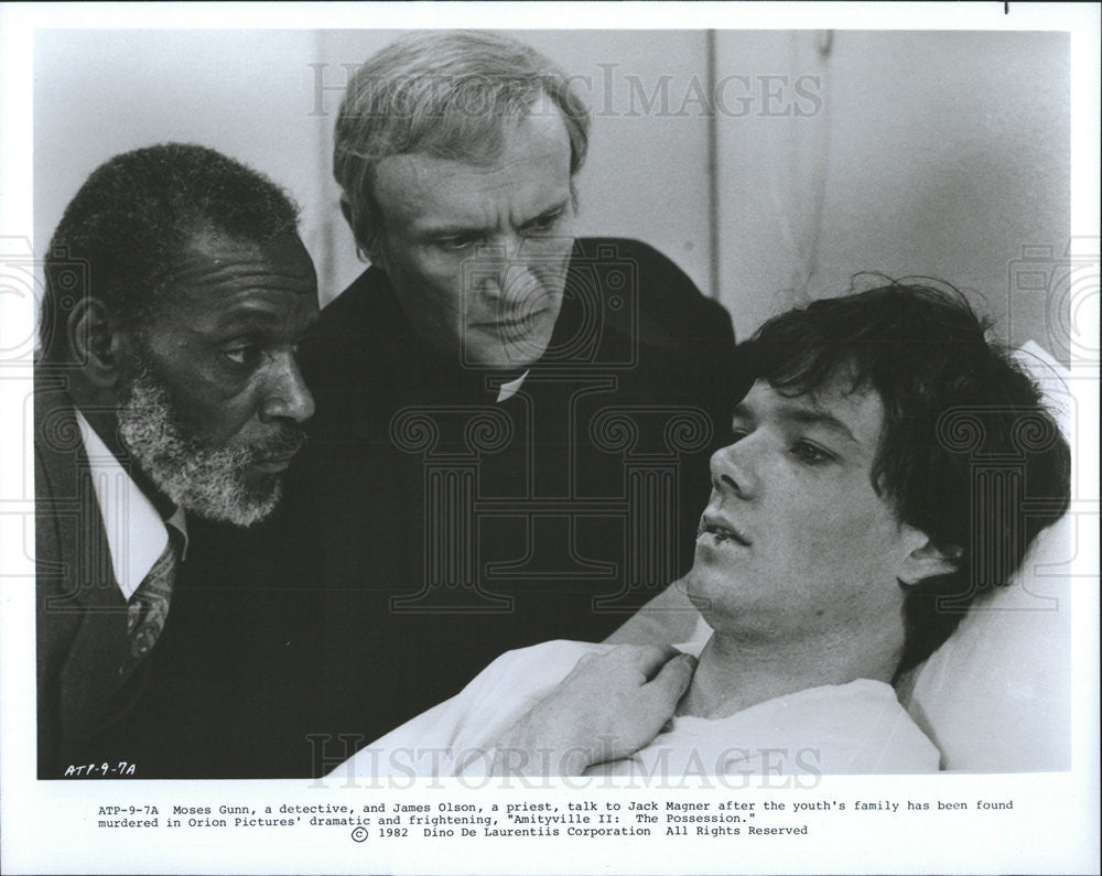 1982 Press Photo Moses Gunn, James Olson  &quot;Amityville II: The Possession&quot; - Historic Images