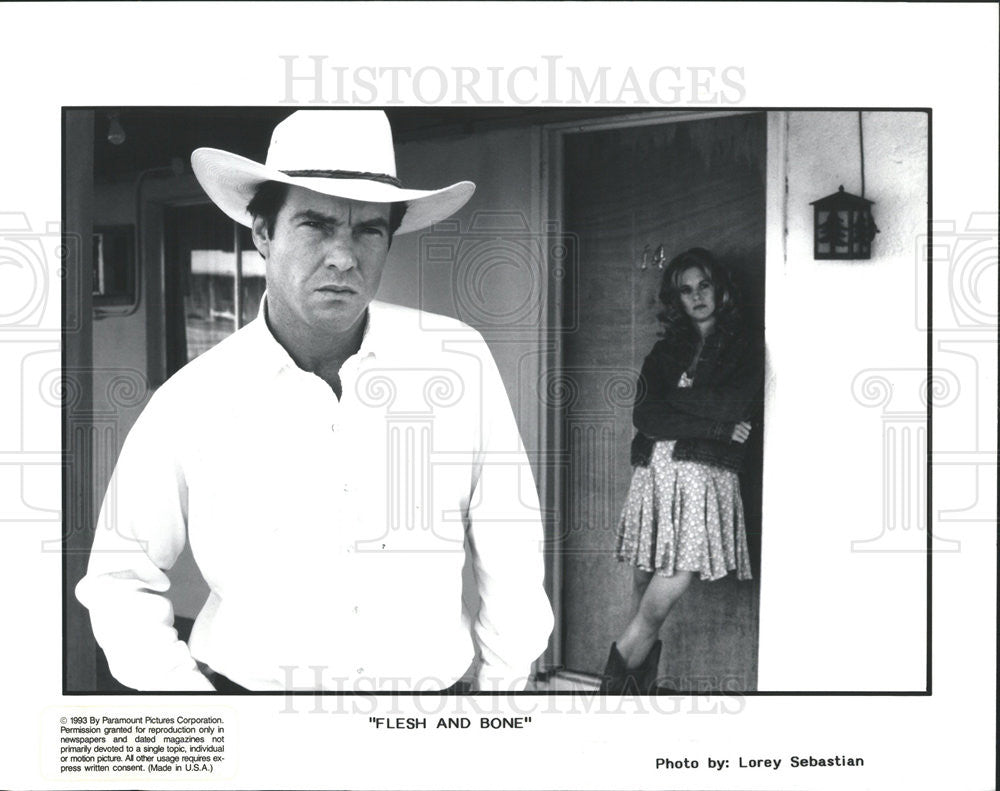 1993 Press Photo Dennis Quaid &amp; Meg Ryan Star In Flesh And Bone - Historic Images