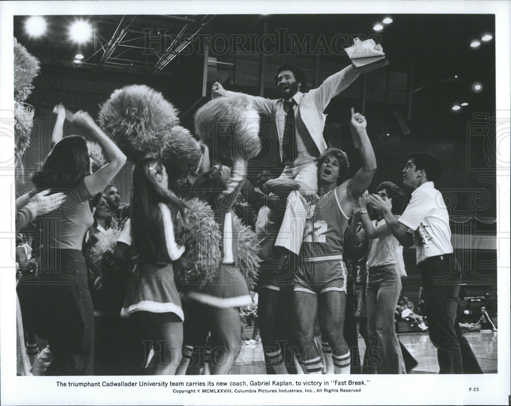 1978 Press Photo Gabriel Kaplan in &quot;Fast Break&quot; - Historic Images