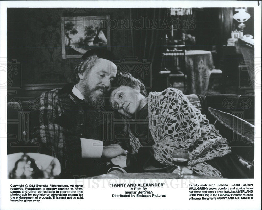 1982 Press Photo Gunn Wallgren and Erland Josephson in &quot;Fanny and Alexander&quot; - Historic Images