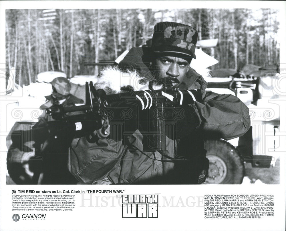 1990 Press Photo Tim Reid stars in &quot;The Fourth War&quot; - Historic Images