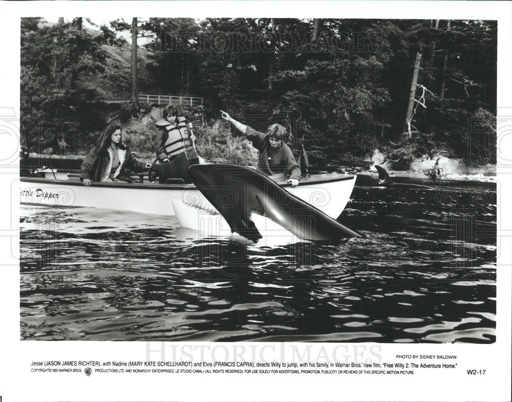 1995 Press Photo Jason James Richter, Mary Kate Schellhardt, and Francis Capra - Historic Images