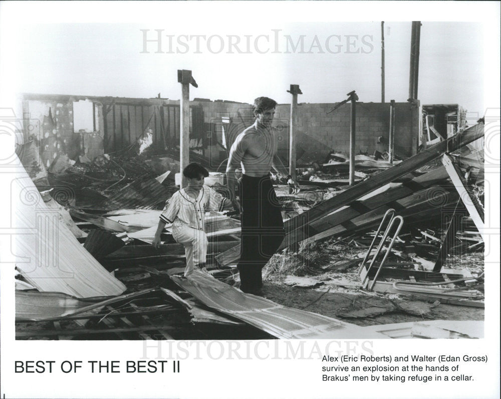 1993 Press Photo Best Of The Best II Film Eric Roberts Edan Gross Explosion - Historic Images