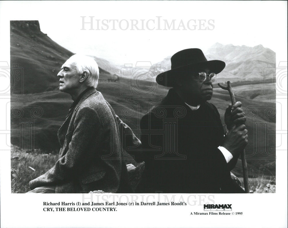 1995 Press Photo Richard Harris Actor James Earl Jones Cry Beloved Country Movie - Historic Images