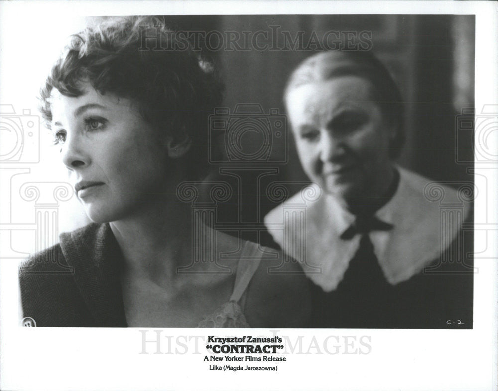 1980 Press Photo Magda Jaroszowna Actress Contract Foreign Film - Historic Images