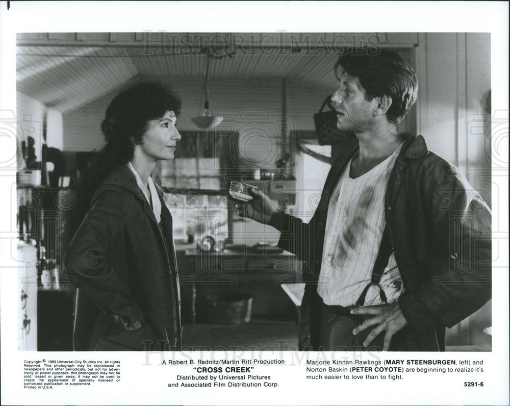 1983 Press Photo Cross Creek Film Actors Mary Steenburgen Peter Coyote Scene - Historic Images