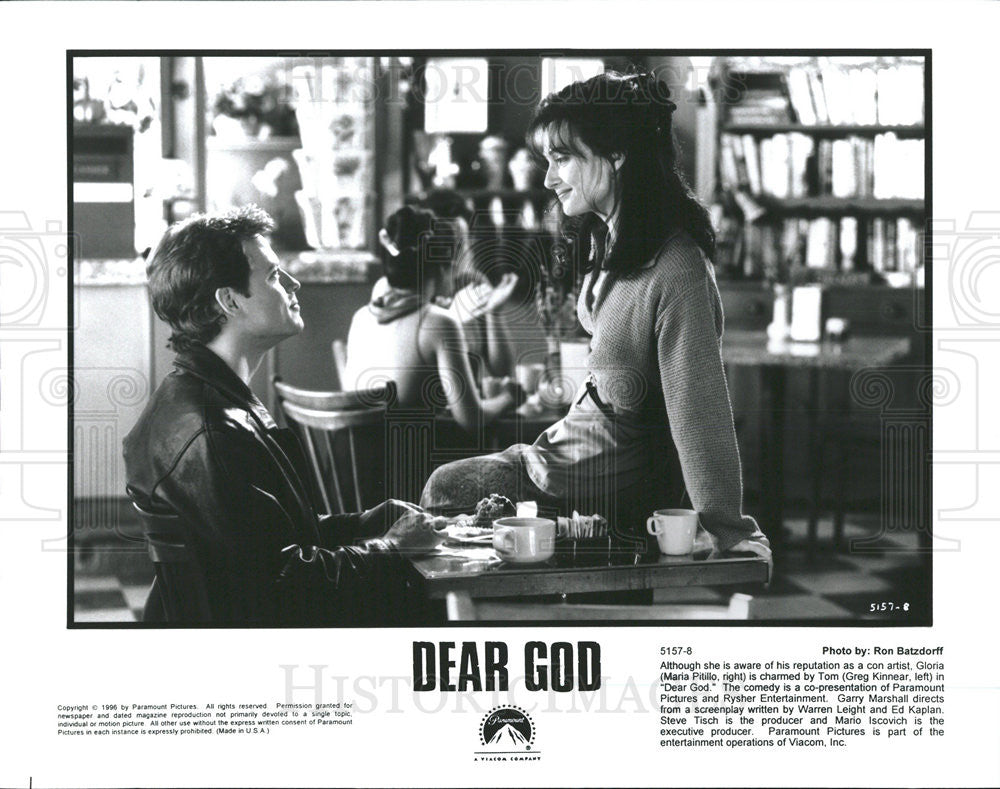 1996 Press Photo Dear God Film Maria Pitillo Greg Kinnear Restaurant Scene - Historic Images