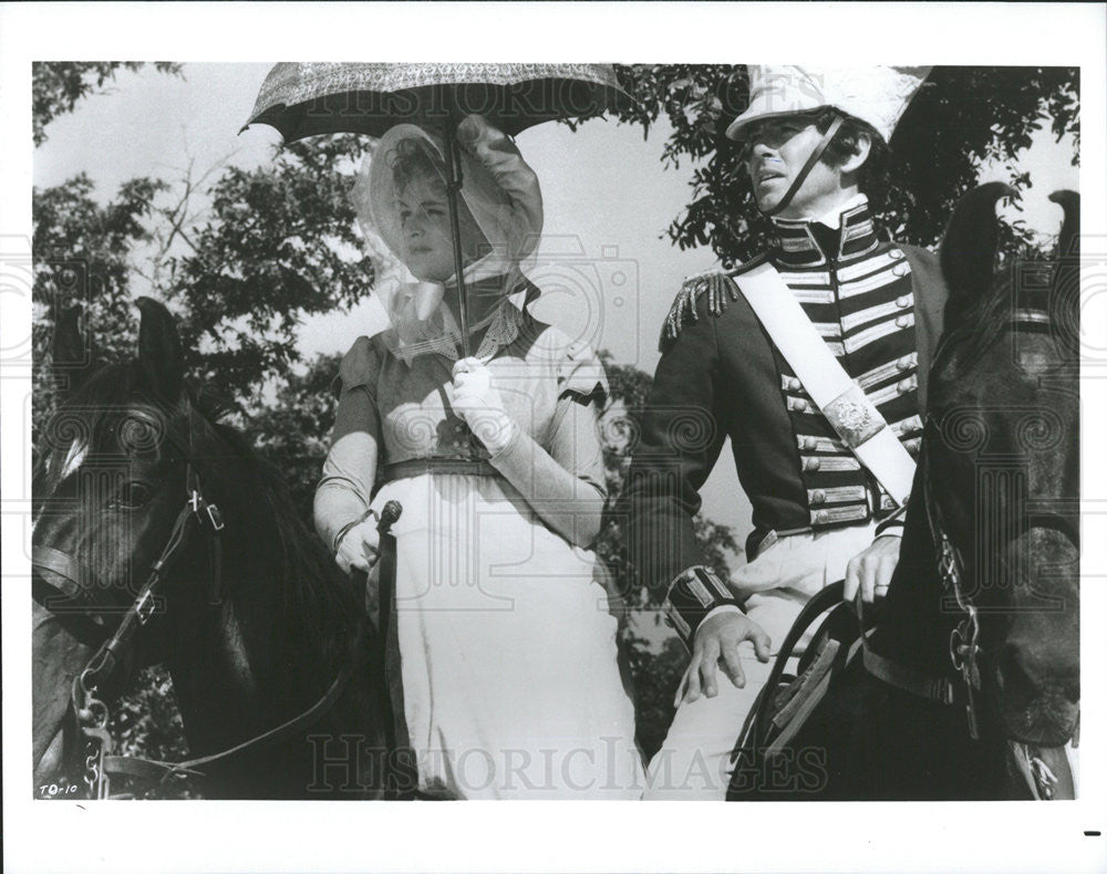 1988 Press Photo Pierce Bronson in &quot;The Deceivers&quot; - Historic Images