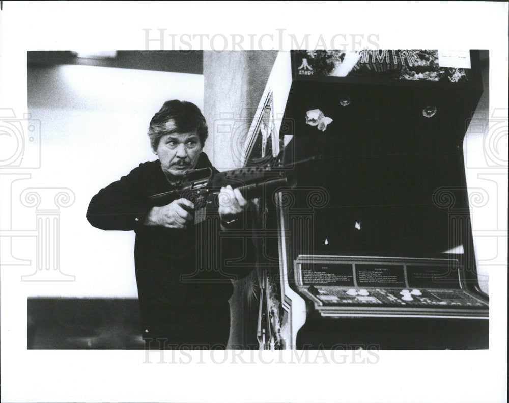 Press Photo Charles Bronson - Historic Images