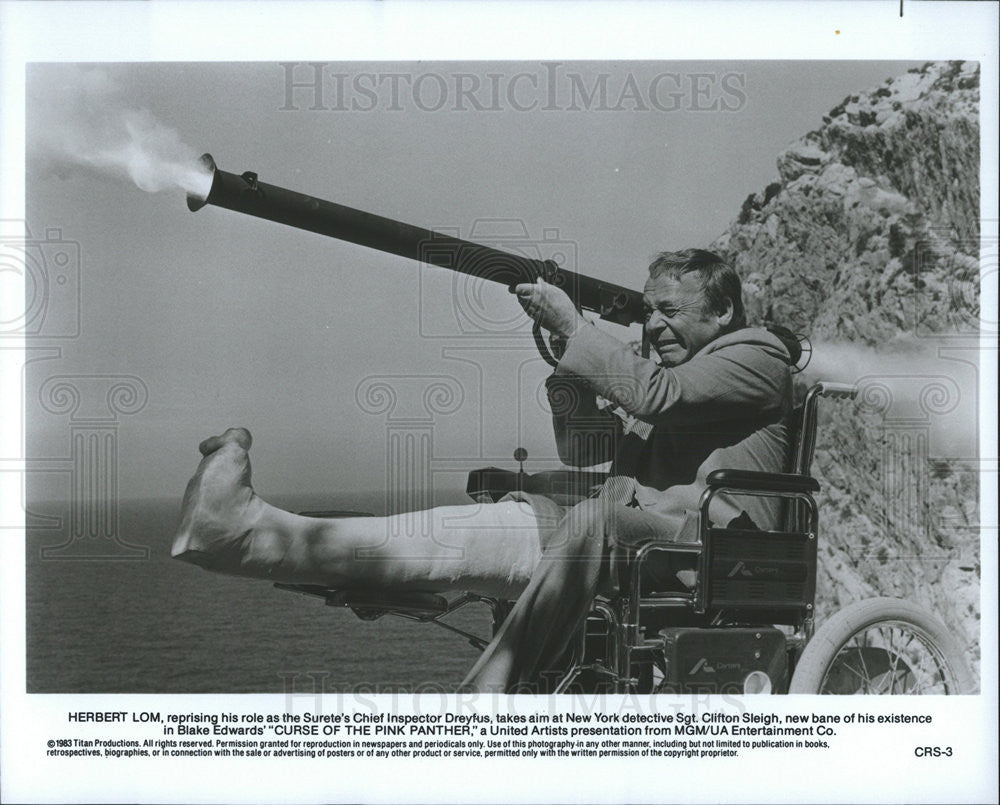 1983 Press Photo Herbert Lom Actor Curse Pink Panther Film Movie - Historic Images