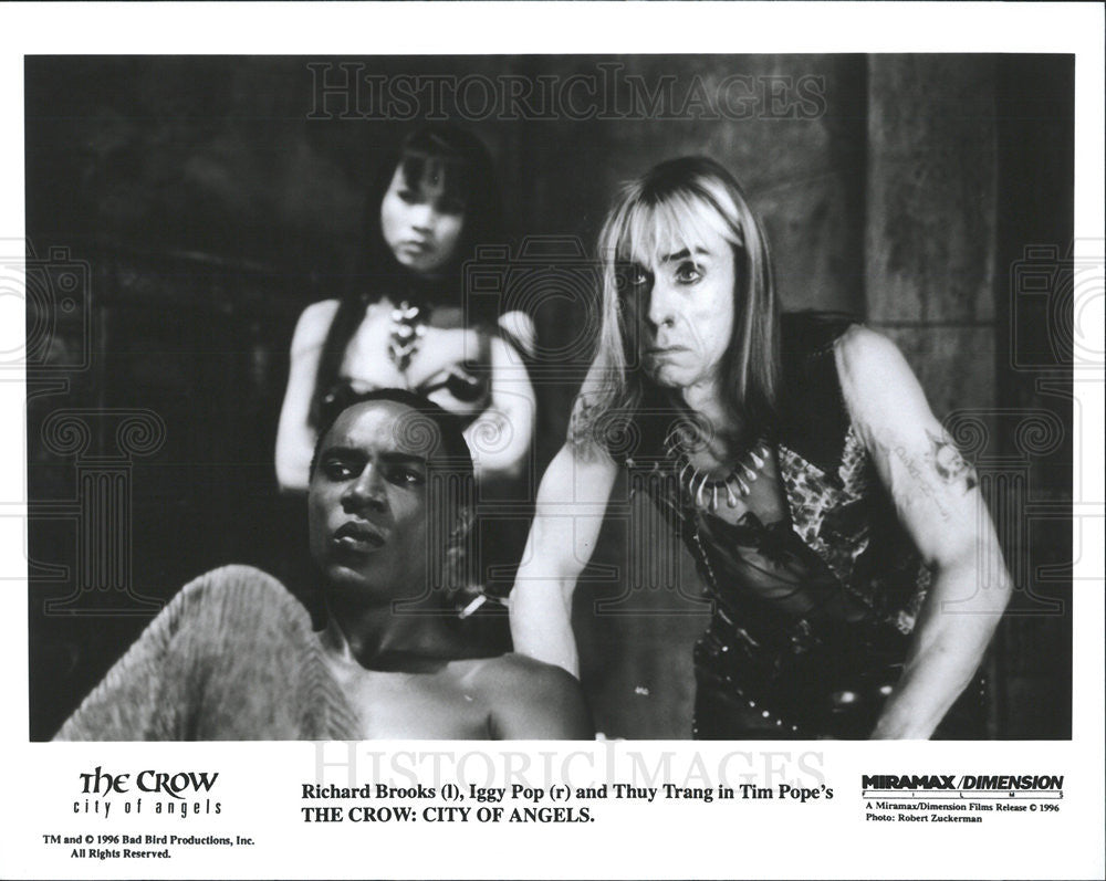 1996 Press Photo Richard Brooks Actor Iggy Pop Thuy Trang Crow City Angels Film - Historic Images