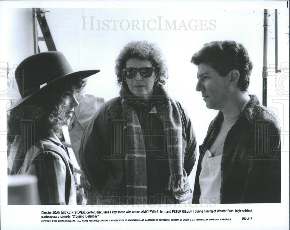 1988 Press Photo Joan Micklin Silver Amy Irving Peter Regert Crossing Delancey - Historic Images