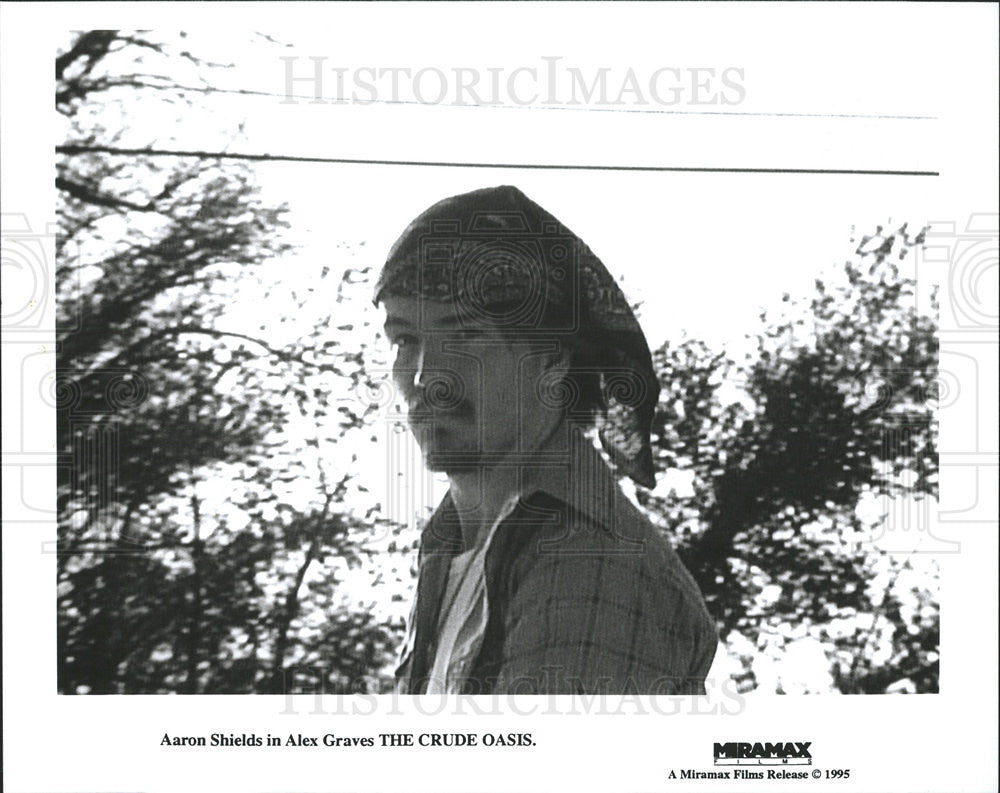 1995 Press Photo Aaron Shields Actor Crude Oasis Movie Film - Historic Images