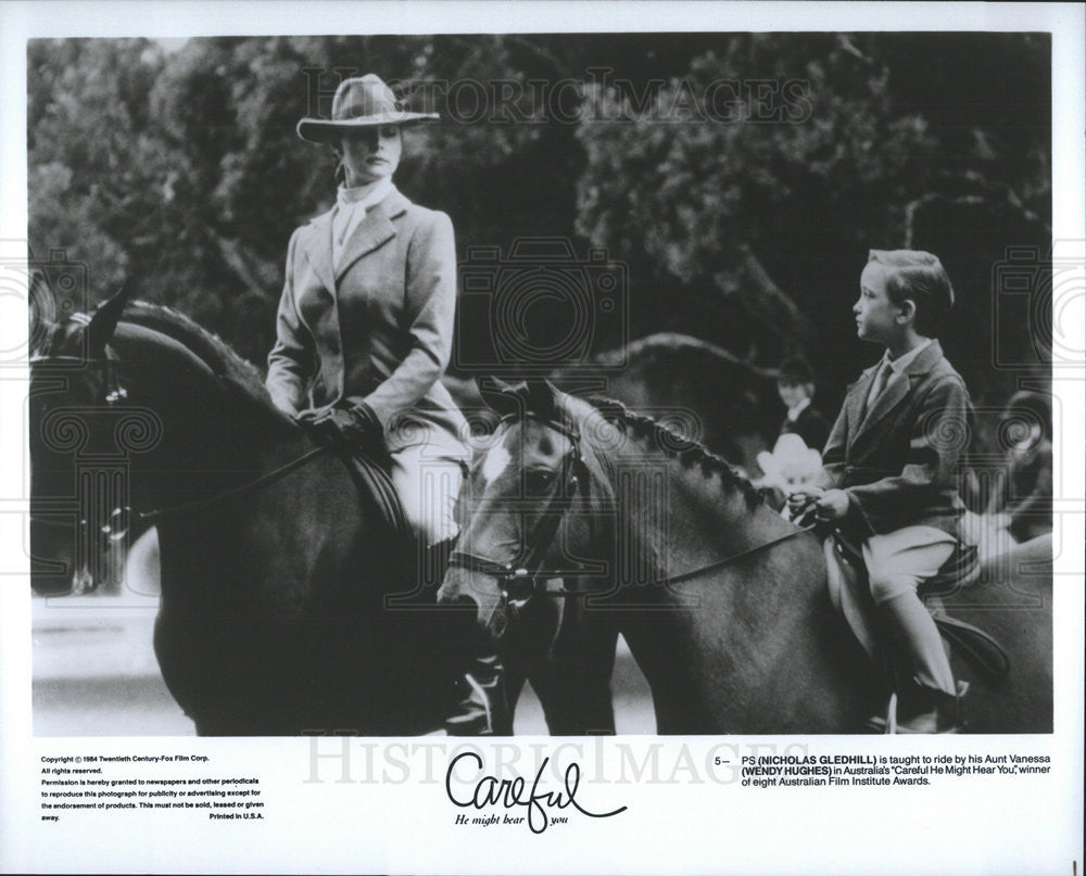 1983 Press Photo Nicholas Gledhill &amp; Wendy Hughes, &quot;Careful, He Might Hear You&quot; - Historic Images