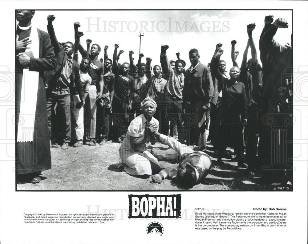 1993 Press Photo Alfre Woodard &amp; Danny Glover Star In &quot;Bopha!&quot; - Historic Images