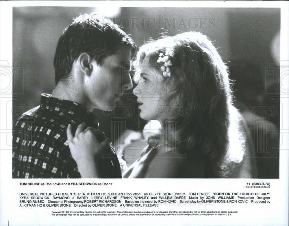 1989 Press Photo Born on the Fourth of July Tom Cruise Kyra Sedgwick - Historic Images