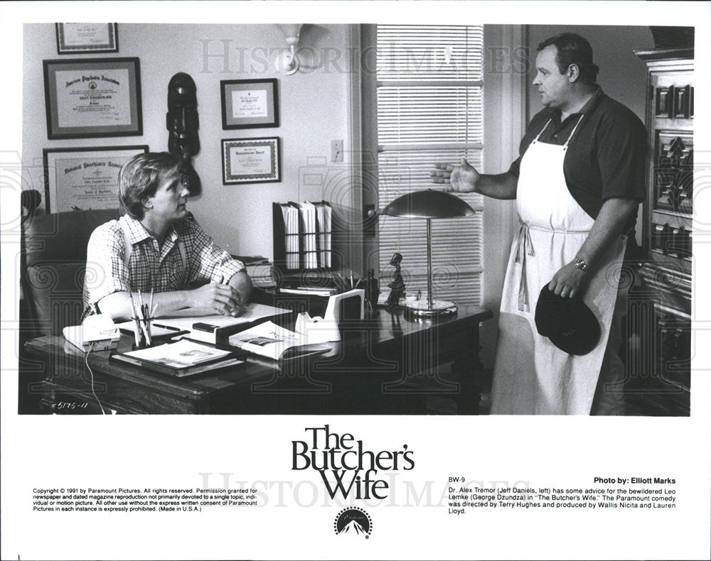 1991 Press Photo Jeff Daniels &amp; George Dzundza Star In &quot;The Butcher&#39;s Wife&quot; - Historic Images