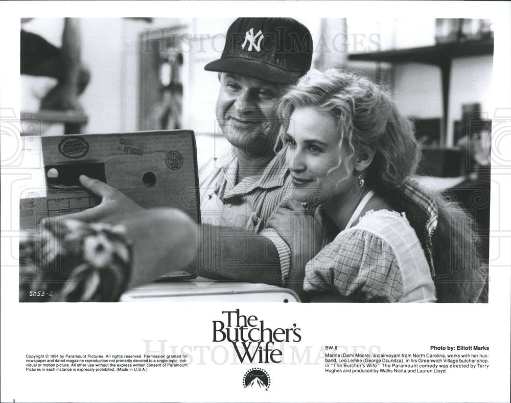 1991 Press Photo Demi Moore &amp; George Dzundza Star In &quot;The Butcher&#39;s Wife&quot; - Historic Images