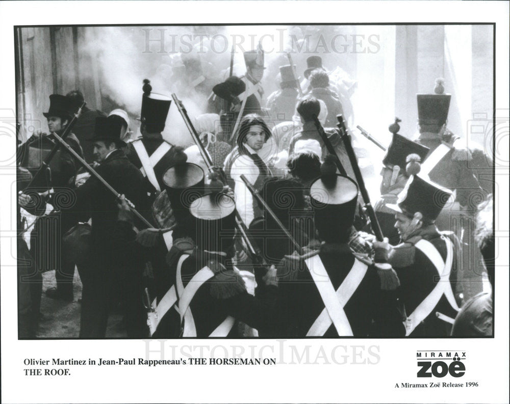 1996 Press Photo Olivier Martinez in &quot;The Horseman On The Roof&quot; - Historic Images