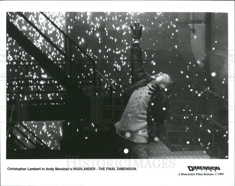 1995 Press Photo Christopher Lambert in &quot;Highlander The Final Dimension&quot; - Historic Images