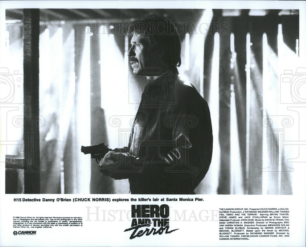 1988 Press Photo Chuck Norris stars in &quot;Hero And The Terror&quot; - Historic Images