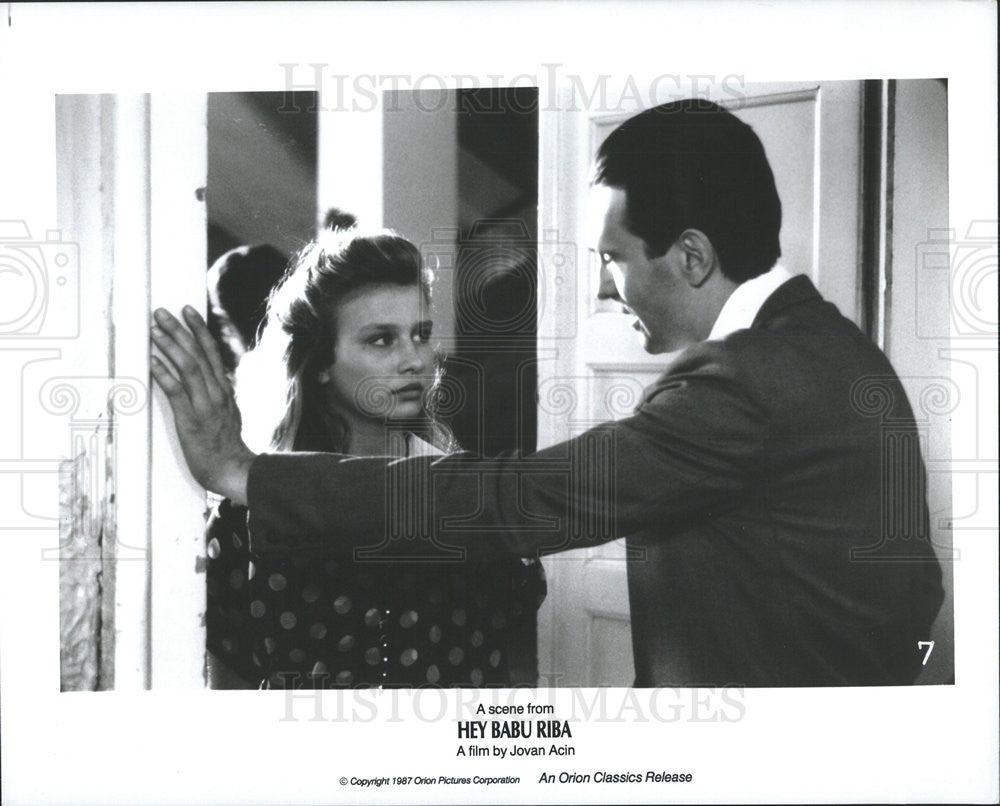 1987 Press Photo Gala Videnovic and Milan Strljic in &quot;Hey Babu Riba&quot; - Historic Images