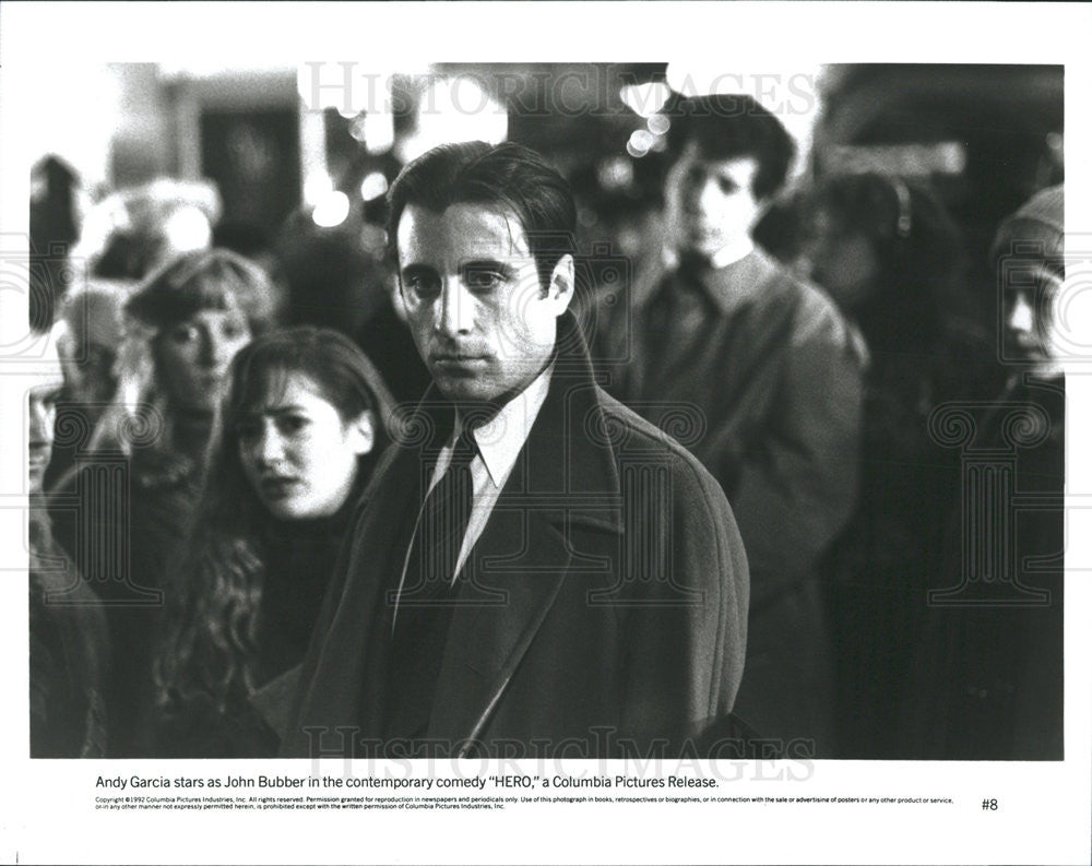 992 Press Photo Andy Garcia stars in &quot;Hero&quot; - Historic Images