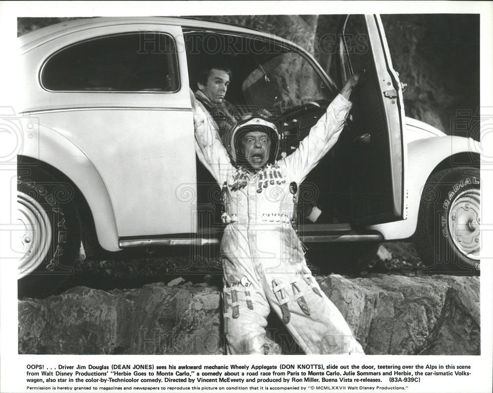 1978 Press Photo Dean Jones and Don Knotts in &quot;Herbie Goes Monte Carlo&quot; - Historic Images