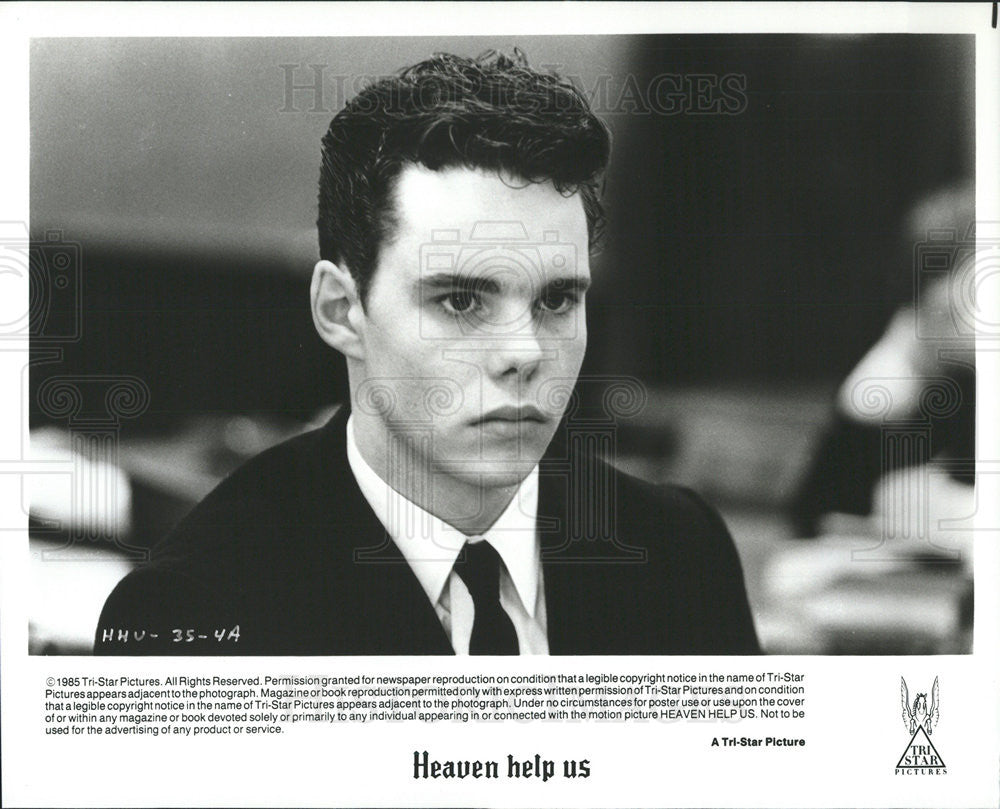 1985 Press Photo Kevin Dillon stars in &quot;Heaven Help Us&quot; - Historic Images