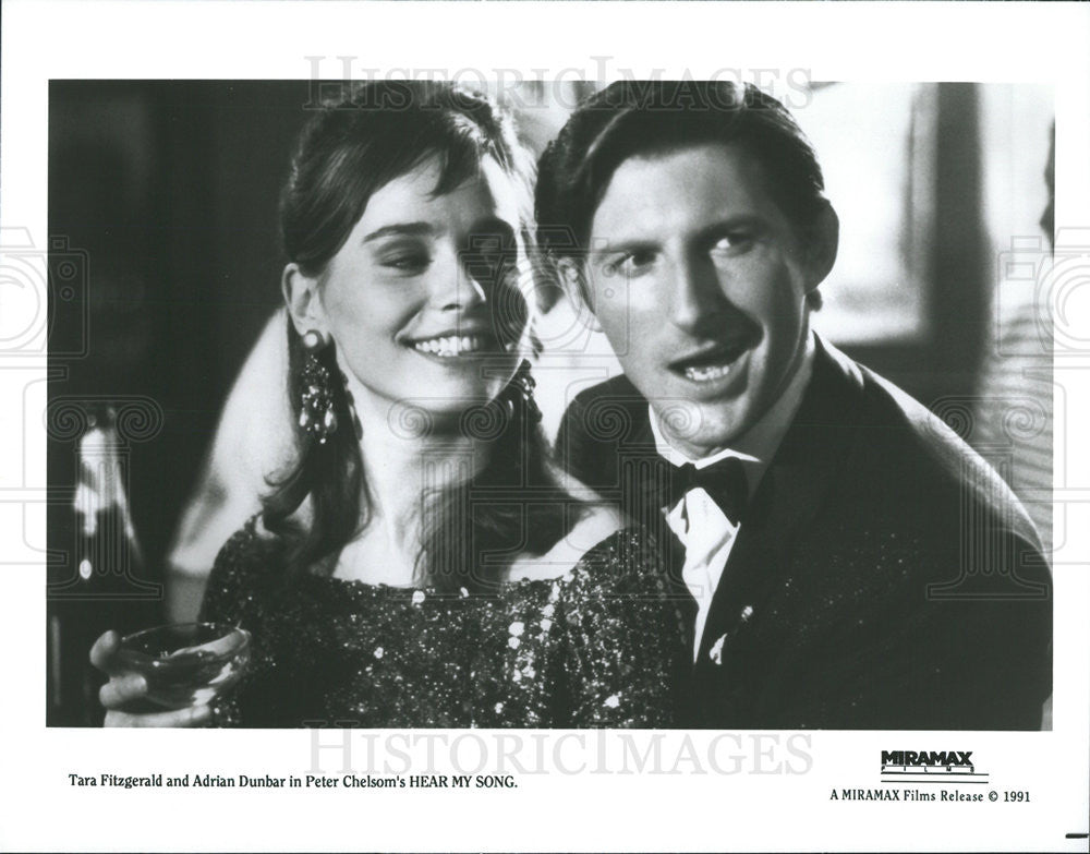 1991 Press Photo Tara Fitzgerald and Adrian Dunbar in &quot;Hear My Song&quot; - Historic Images