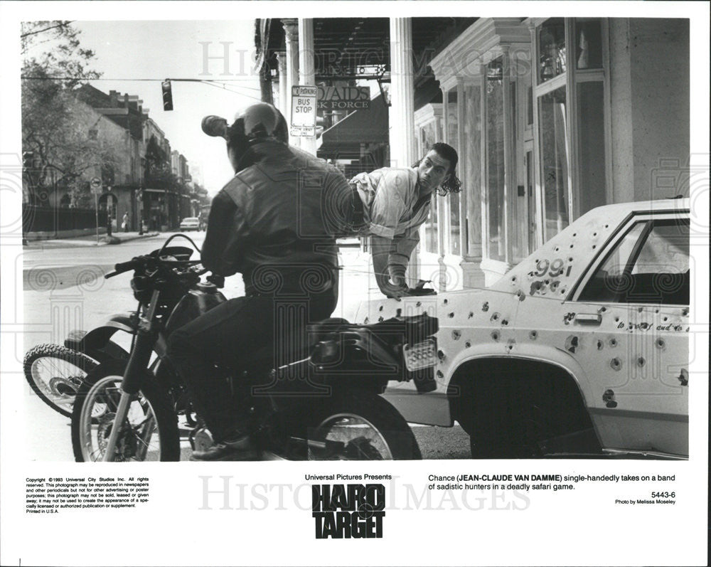 1993 Press Photo Jean-Claude Van Damme in &quot;Hard Target&quot; - Historic Images