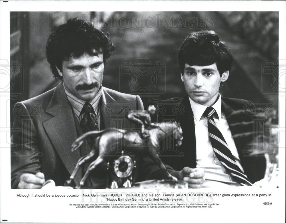 1980 Press Photo Robert Viharo and Alan Rosenberg in &quot;Happy Birthday Gemini&quot; - Historic Images