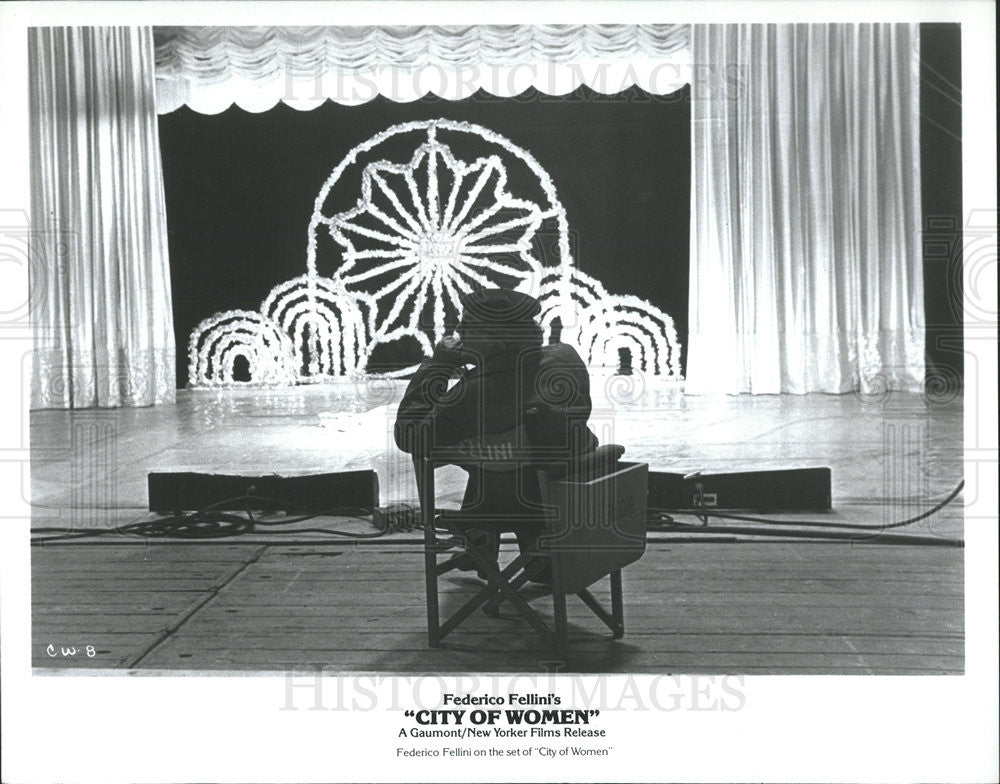 1980 Press Photo Federico Fellini Director City Of Women - Historic Images