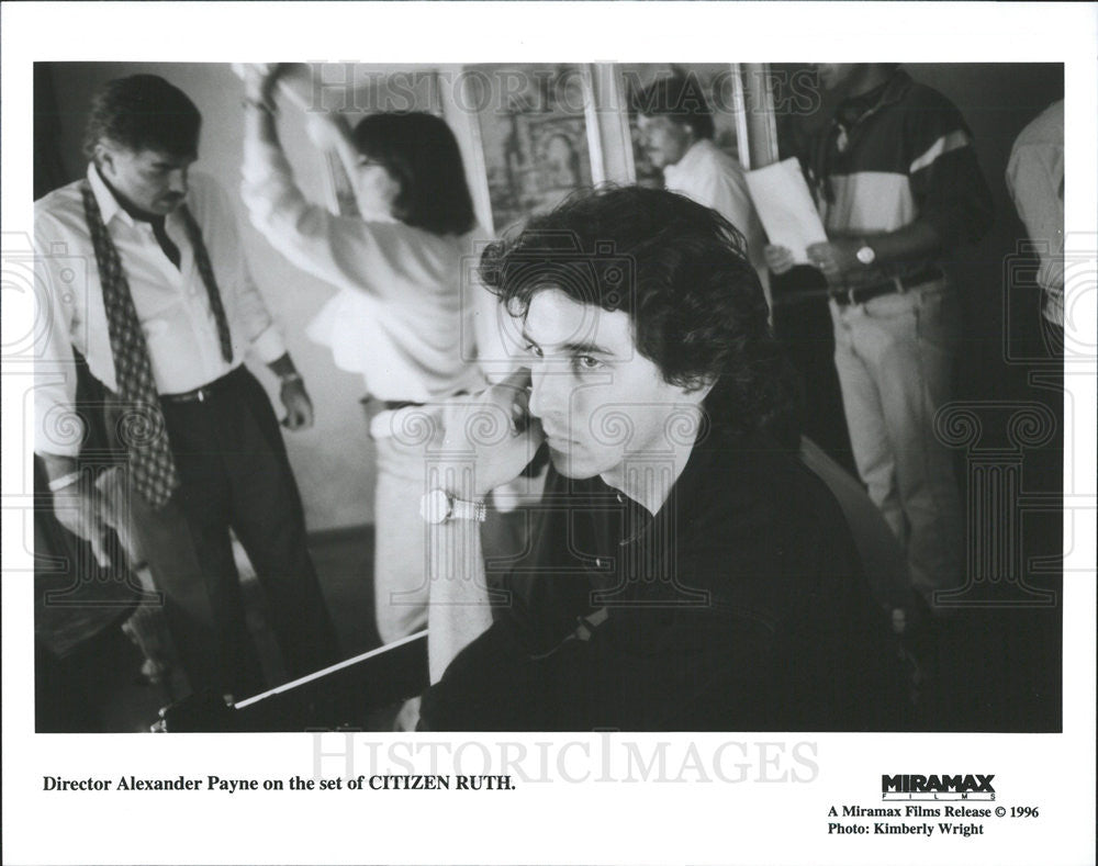 1996 Press Photo &quot;Citizen Ruth&quot; Director Alexander Payne - Historic Images