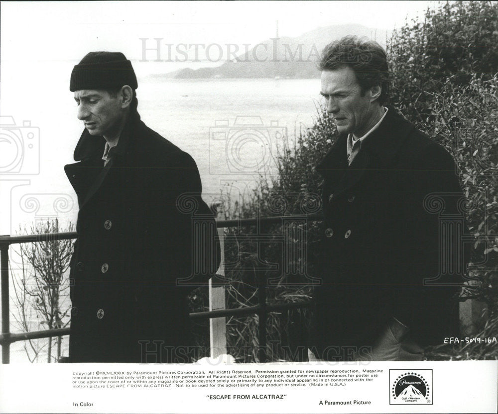 1979 Press Photo Escape From Alcatraz Film Clint Eastwood Larry Hankin Scene - Historic Images