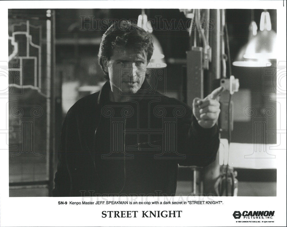 1992 Press Photo Jeff Speakman Actor Action Movie Film Street Knight - Historic Images