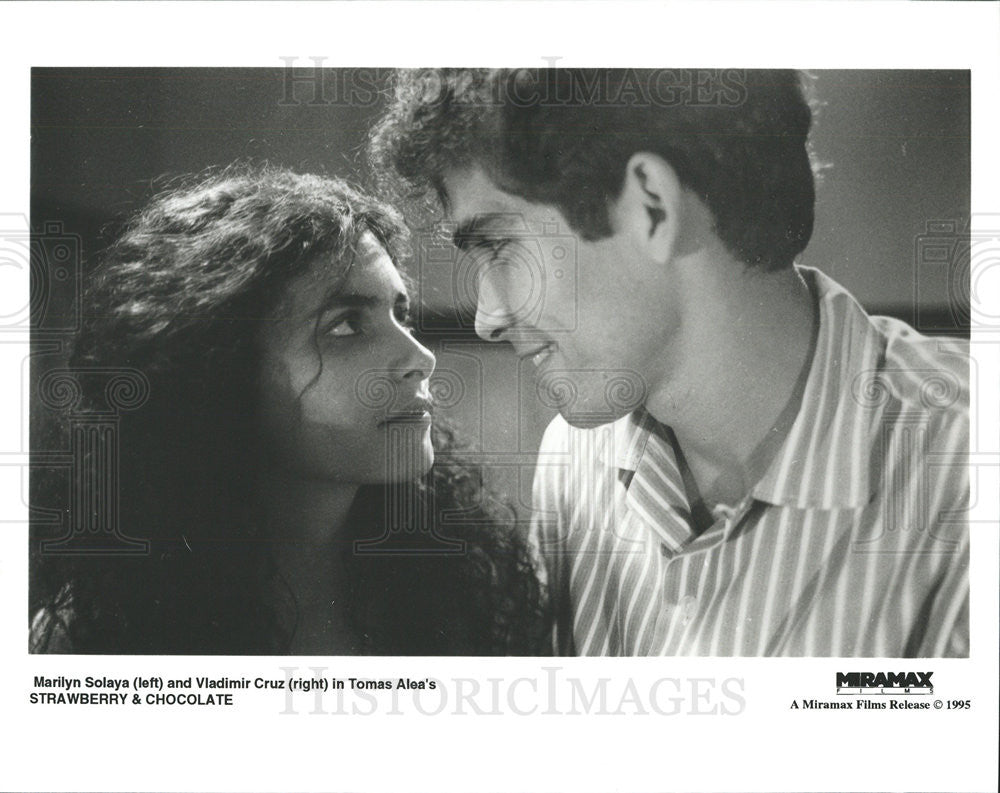 1995 Press Photo Marilyn Solaya &amp; Vladimir Cruz Star In &quot;Strawberry &amp; Chocolate&quot; - Historic Images